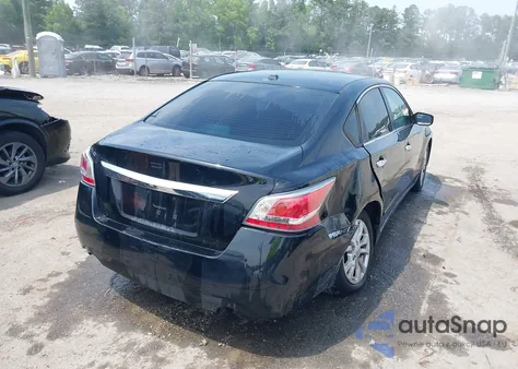 2014 Nissan Altima 2.5 S из США, поврежденный, VIN 1N4AL3AP4EN256487